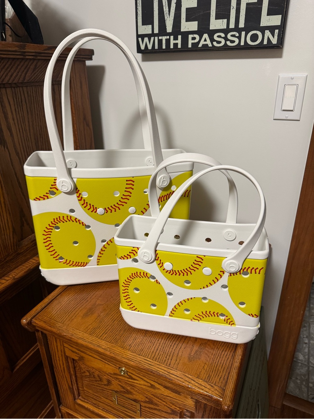 BOGG BASEBALL WHITE/ YELLOW TOTES 
SET 2 / BITTY  & REGULAR BABY BASEBALL BOGG!